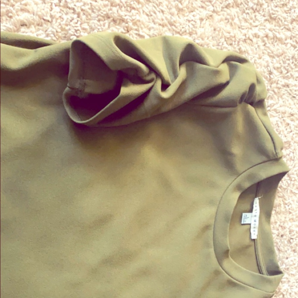 Elegant Tshirt
